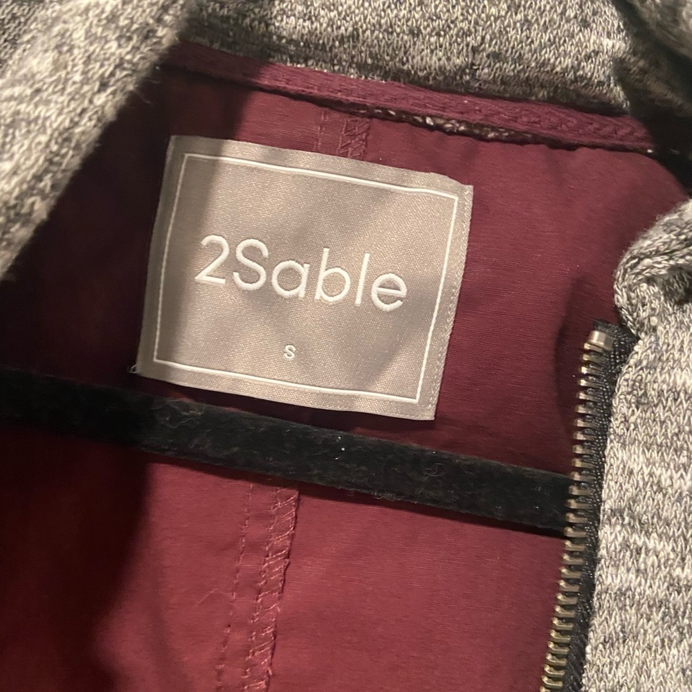 2Sable Size S Burgundy Full Zip Utility Jacket Drawstring Waist Gray Hood Anorak - Picture 3 of 13
